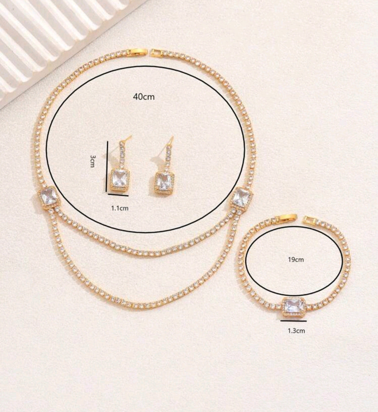 4 Stücke Schmuckset mit kubischem Zirkonia