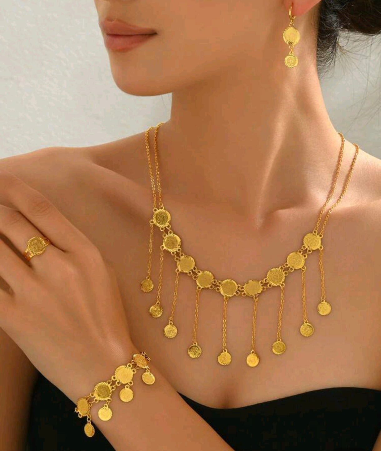 Elegant jewelry